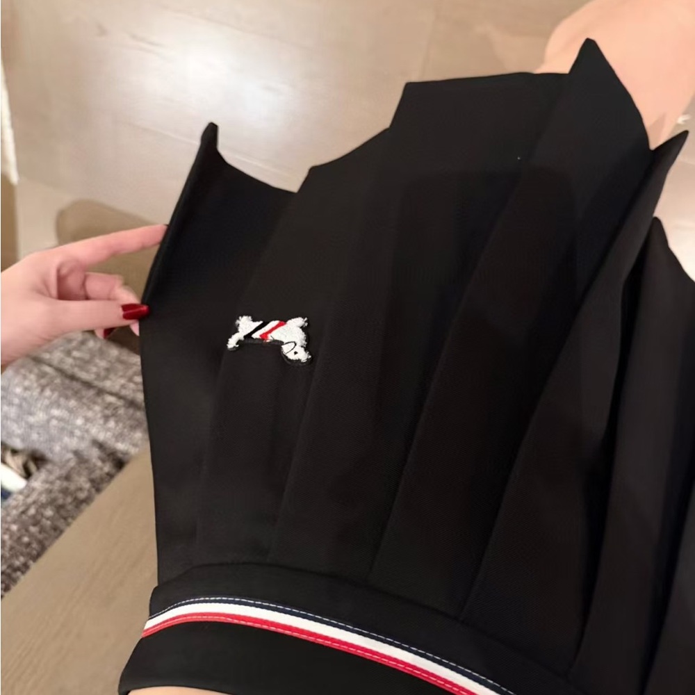 THOM BROWNE Polo Shirt Short-Sleeve Pleated Skirt Set - Casual Two-Piece Set - Picture 9 of 9